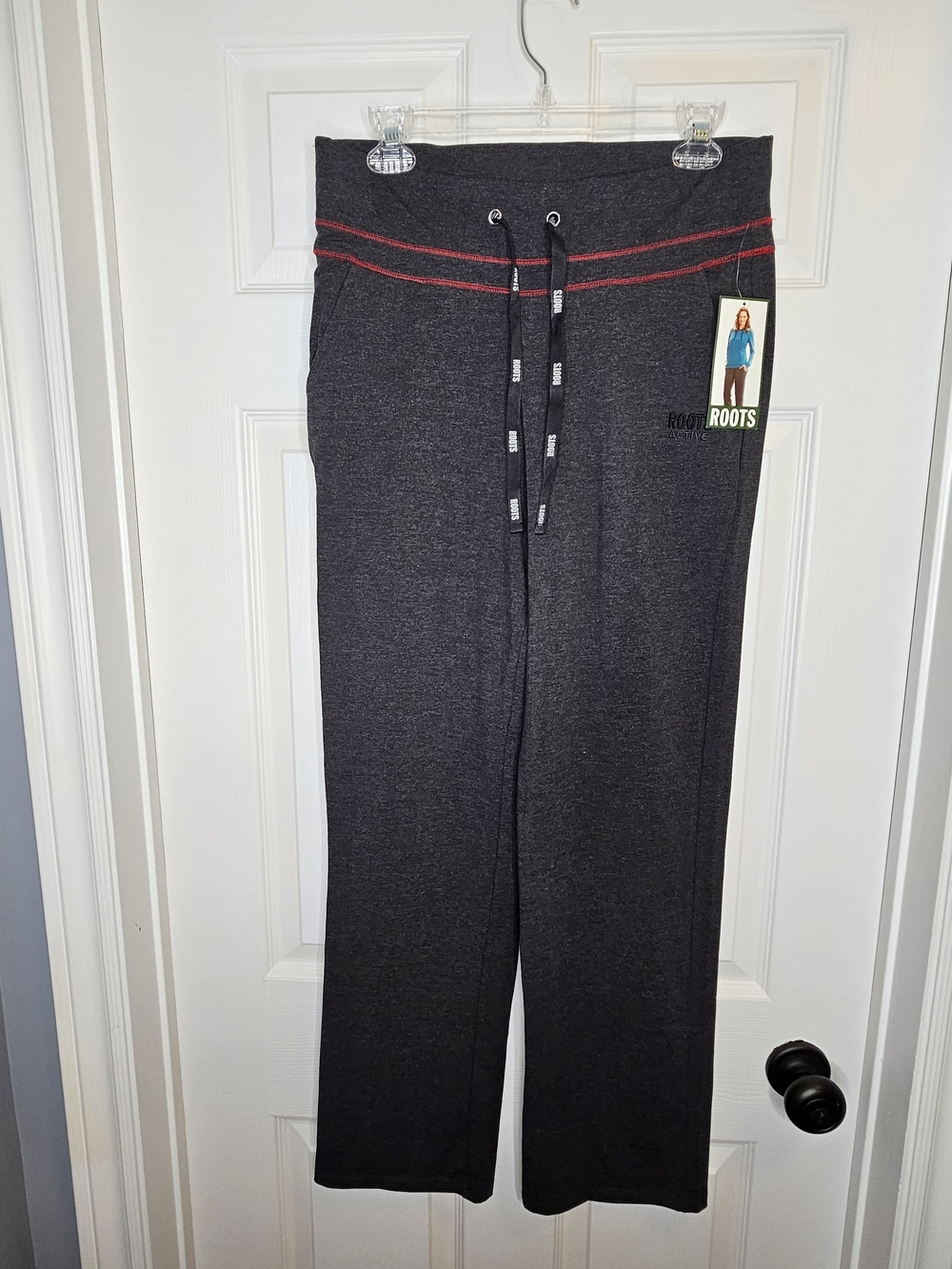 NWT Roots Active Tall Women's Joggers Size M Charcoal Grey Red Trim Long Inseam